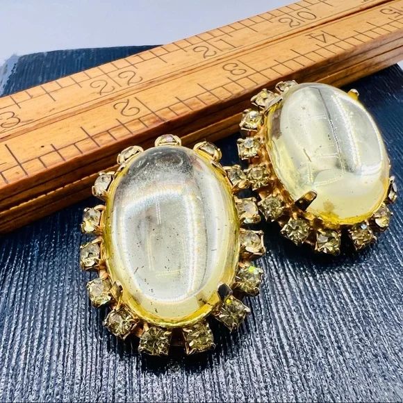 Vintage clip on earrings lemon yellow oval rhinestones - Picture 6 of 11